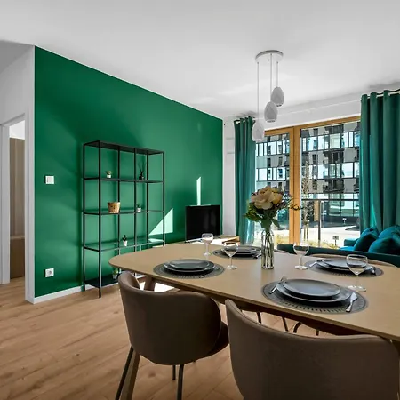 公寓 Mokotow - Parking And Balcony - By Rentujemy